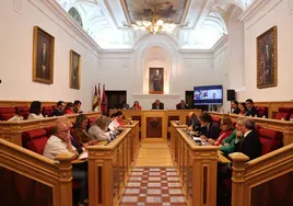 El trasvase Tajo-Segura vuelve a dividir a los grupos municipales en el Ayuntamiento de Toledo