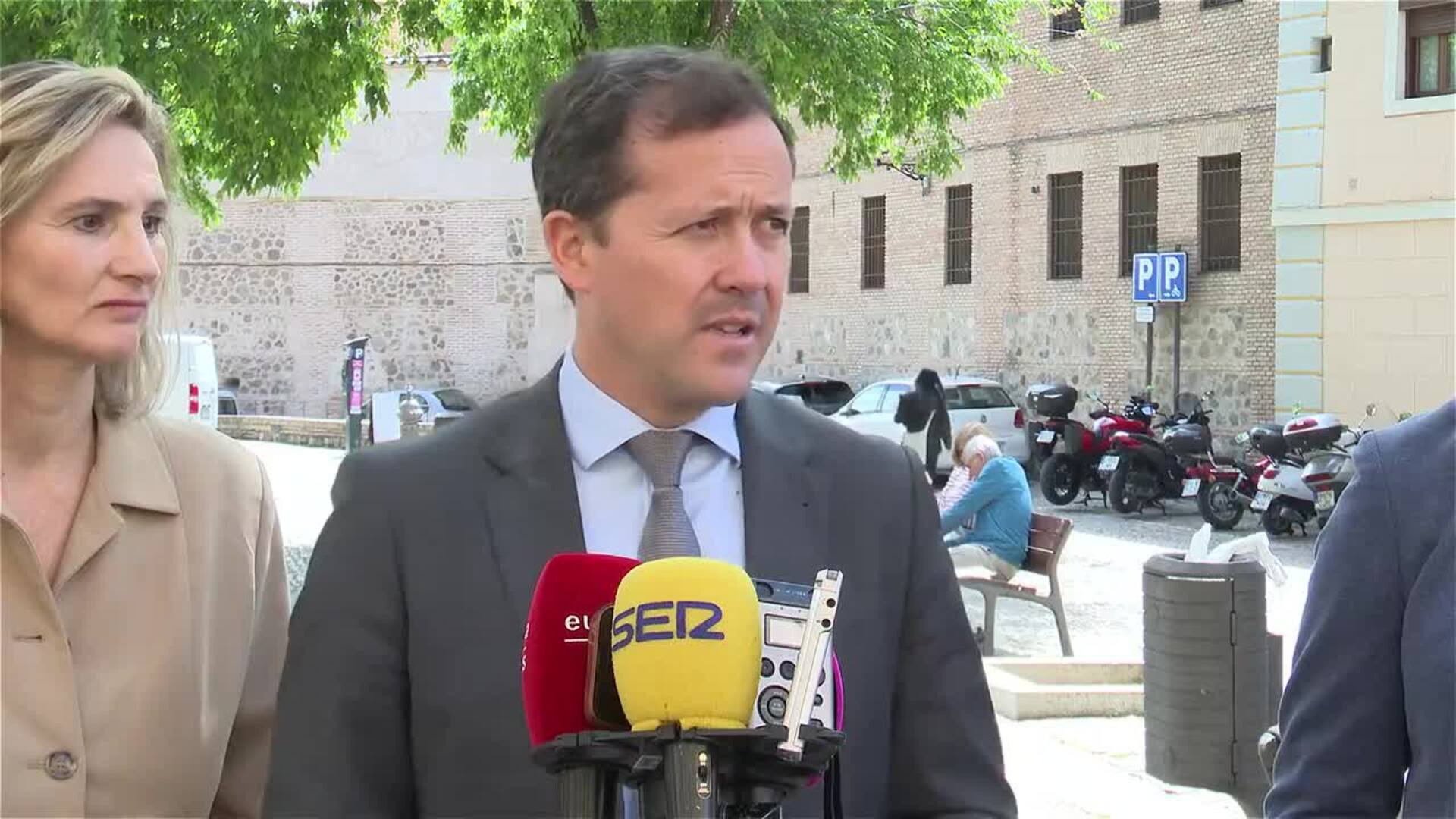 El alcalde de Toledo, optimista ante un acuerdo con Policía Local