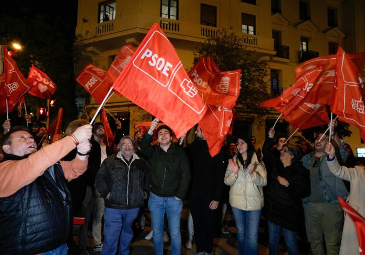 Concentración de anoche en la calle Ferraz