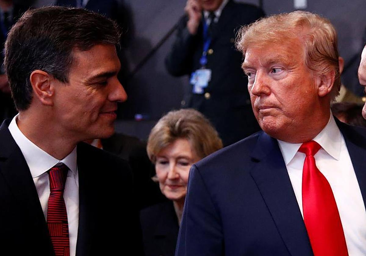El líder del PSOE, Pedro Sánchez, y el expresidente de Estados Unidos, Donald Trump en 2019.