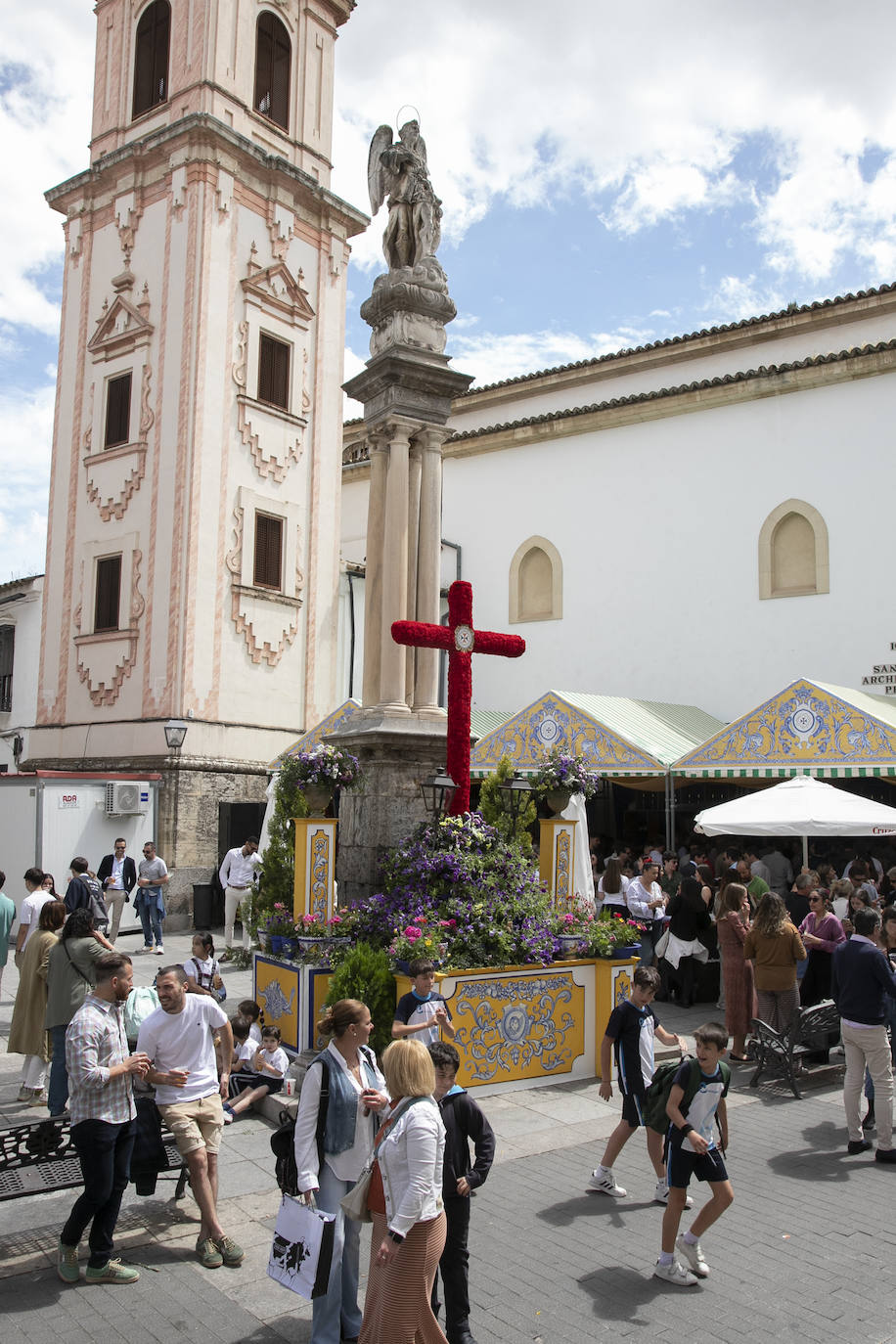 Fotos: el comienzo de las Cruces de Mayo de Córdoba