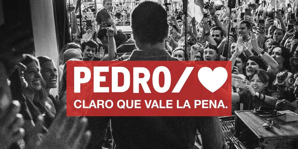 Del «Pedro, no te rindas» al «quééédate que la democracia sin ti duele»: el PSOE se activa para retener a Sánchez