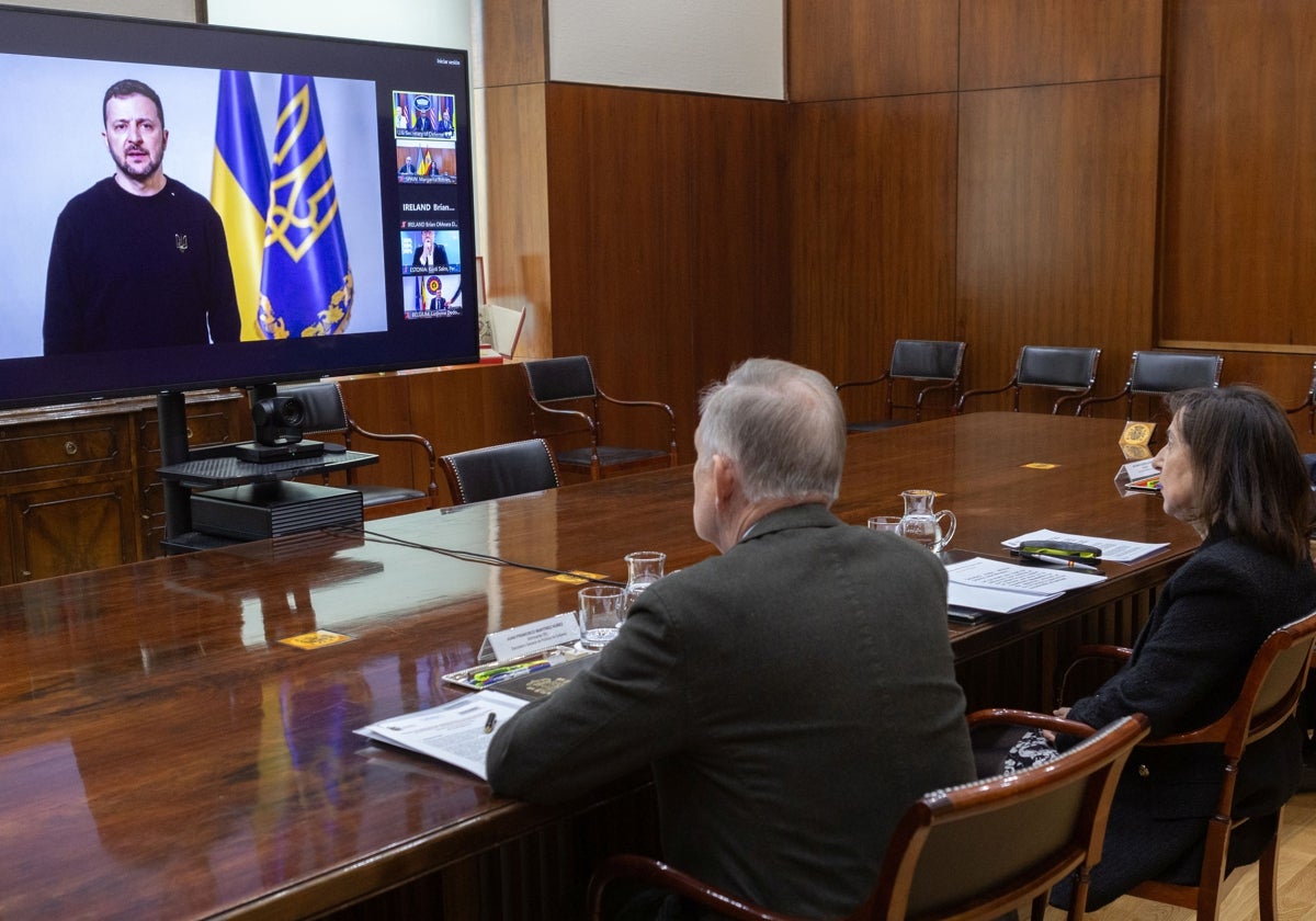 Robles interviene por videoconferencia en la reunión del Grupo de contacto para la Defensa de Ucrania