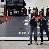 Mazón pone en valor el ejemplo de las deportistas de élite como referencia para las niñas