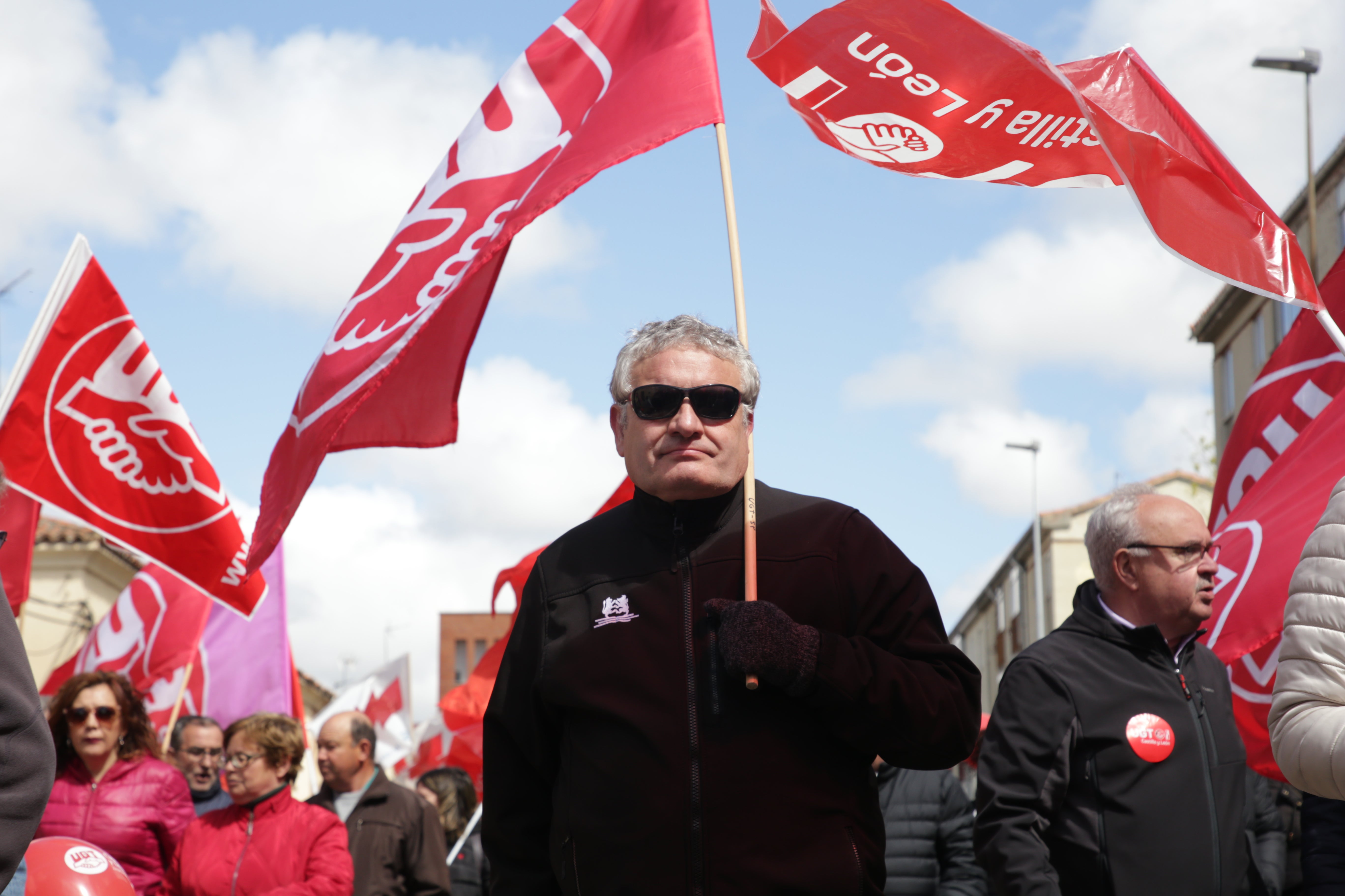 Asistentes a la marcha del Primero de Mayo en Zamora