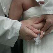 La vacunación contra el virus sincitial evitó en Galicia un 80% de ingresos hospitalarios en bebés