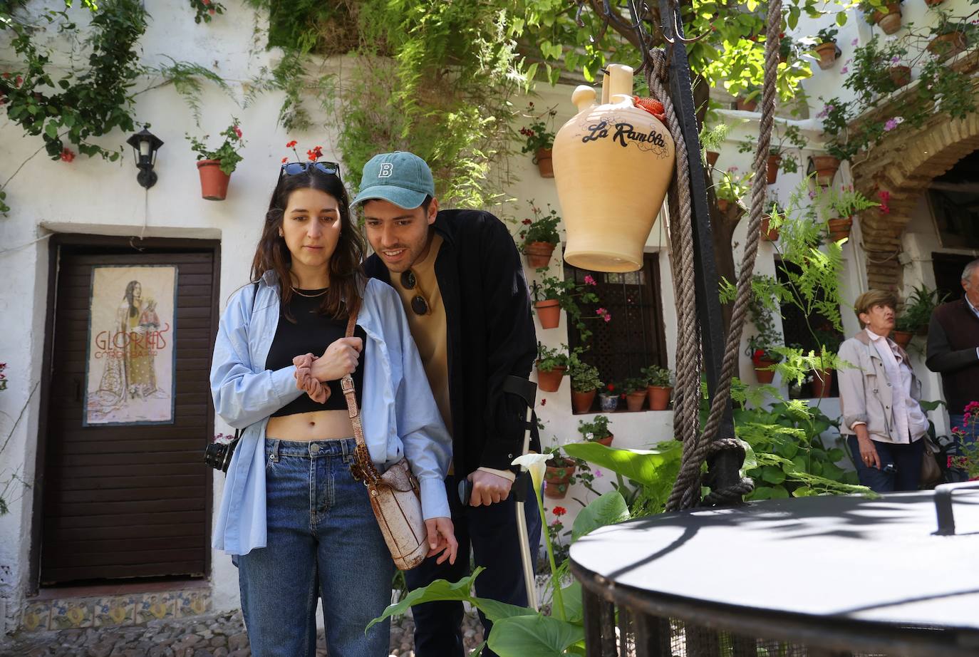 Las mejores imágenes de los Patios de Córdoba en los barrios de Santa Marina y San Agustín