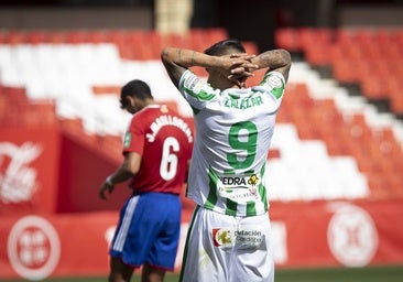 Las mejores imágenes del partido del conjunto cordobesista en Granada