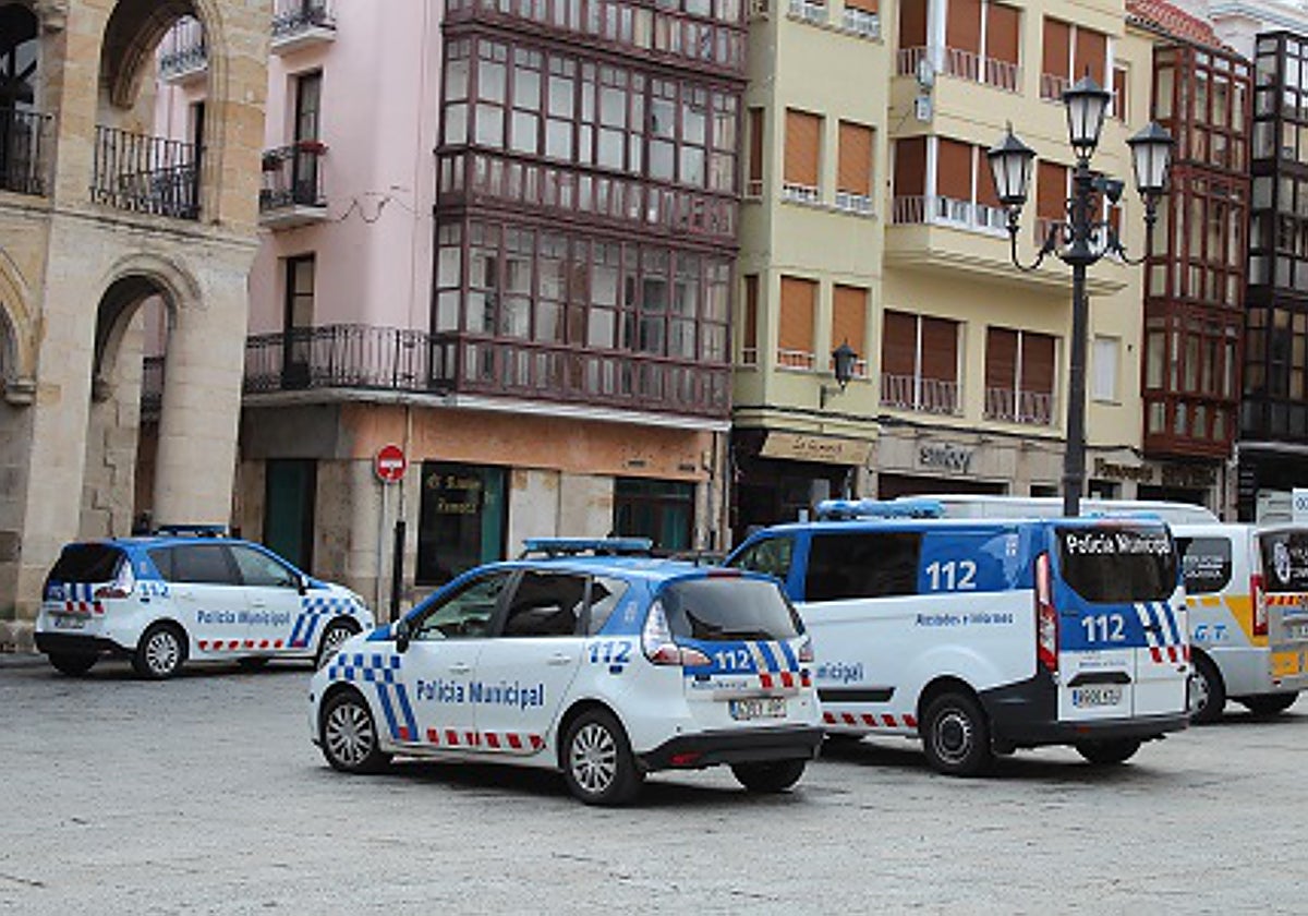 Identifican a un adulto y a cuatro menores como autores de pintadas en edificios y mobiliario urbano de Zamora