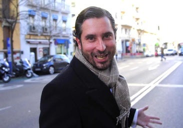 Conde Pumpido hijo, ingresado por un brote psicótico tras una bronca en la puerta de Mediaset