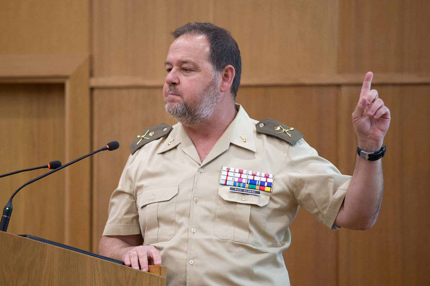 Fotos: La presentación de la Base Logística del Ejército de Tierra de Córdoba en Algeciras