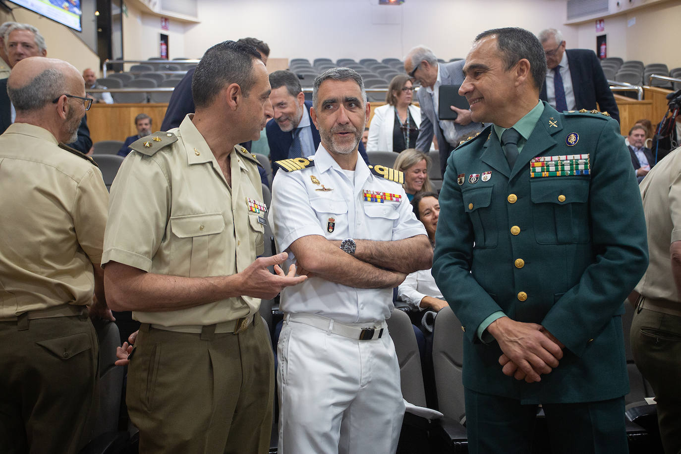 Fotos: La presentación de la Base Logística del Ejército de Tierra de Córdoba en Algeciras