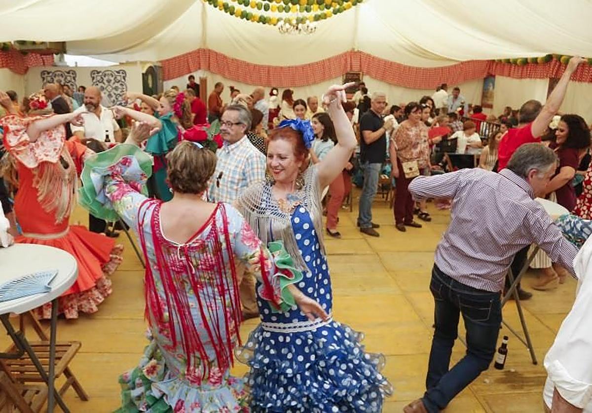 Interior de una caseta de la Feria de Córdoba en una imagen de archivo