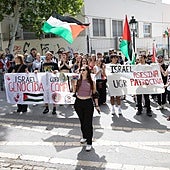 Estudiantes granadinos mantienen su acampada porque la postura de la Universidad sobre Israel les parece «ambigua»