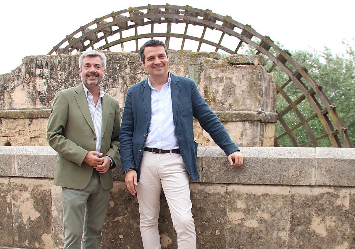 El alcalde y el edil de Urbanismo, este miércoles en la Noria de la Albolafia