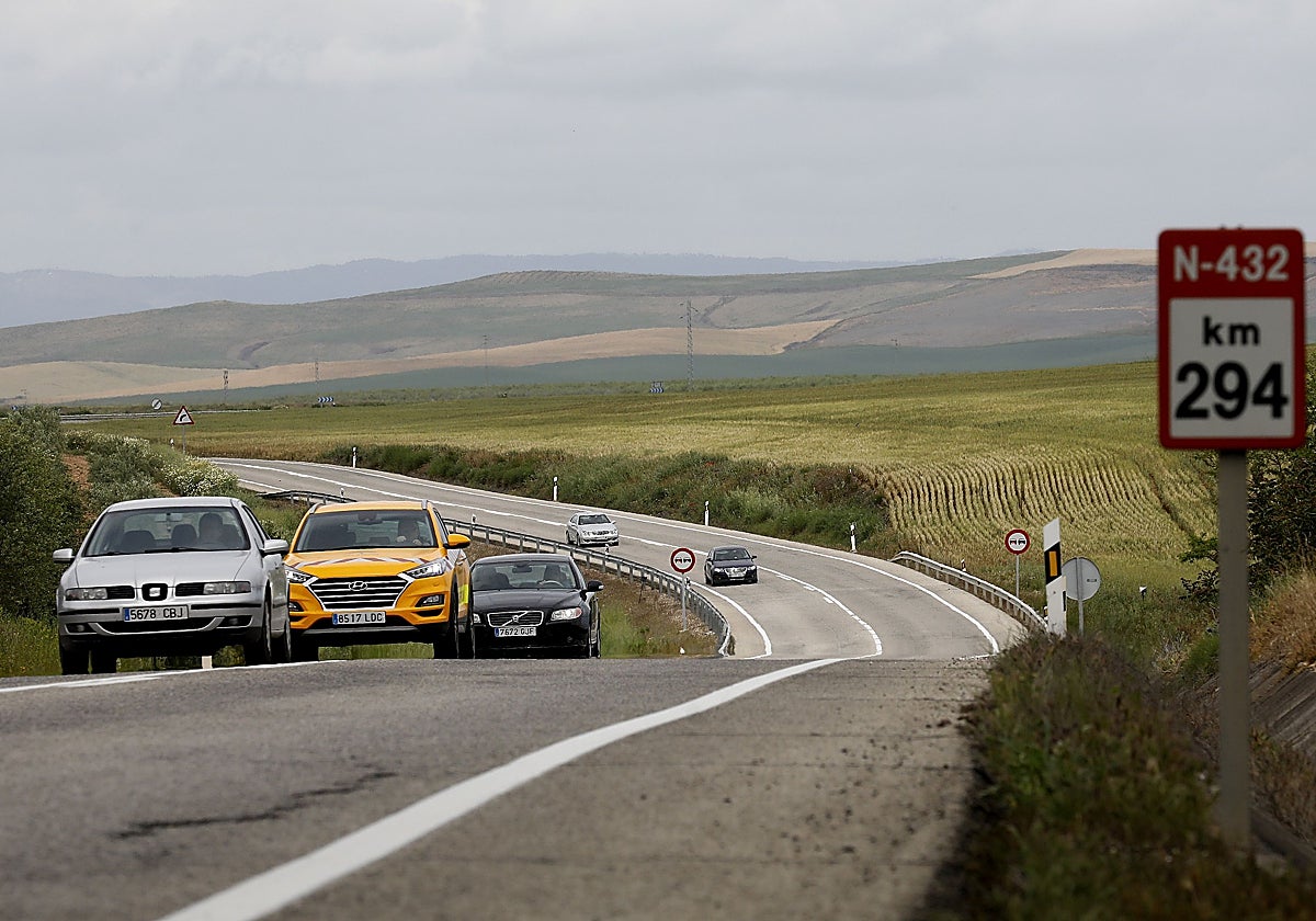 Tráfico en la carretera nacional 432