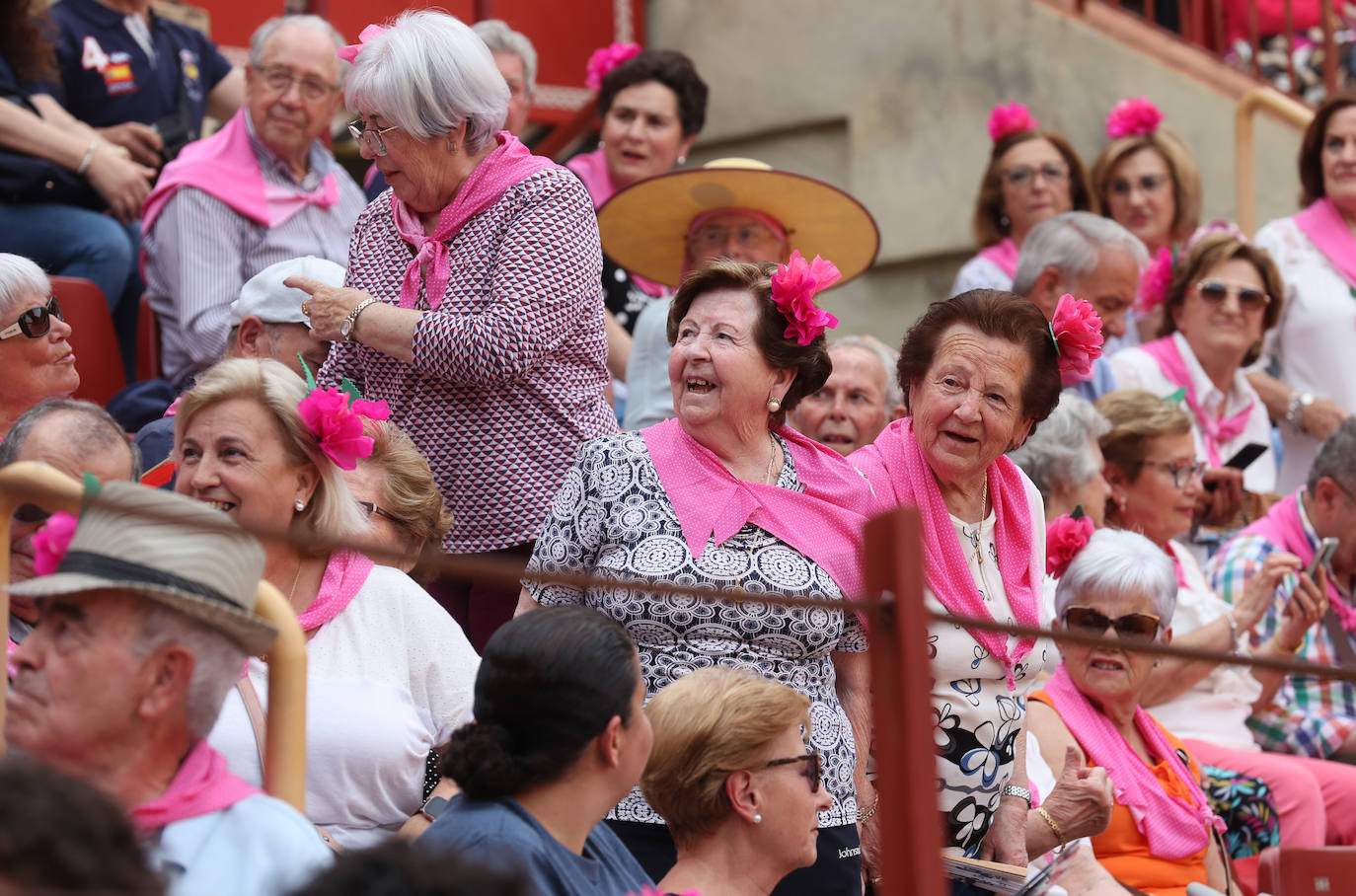 Las mejores fotos de la becerrada de homenaje a la afición cordobesa