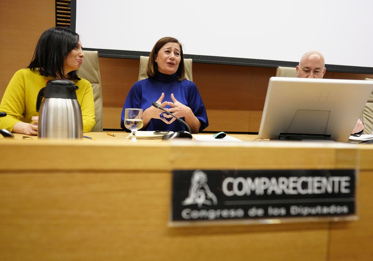 La presidenta del Congreso, Francina Armengol, en la comisión de las mascarillas