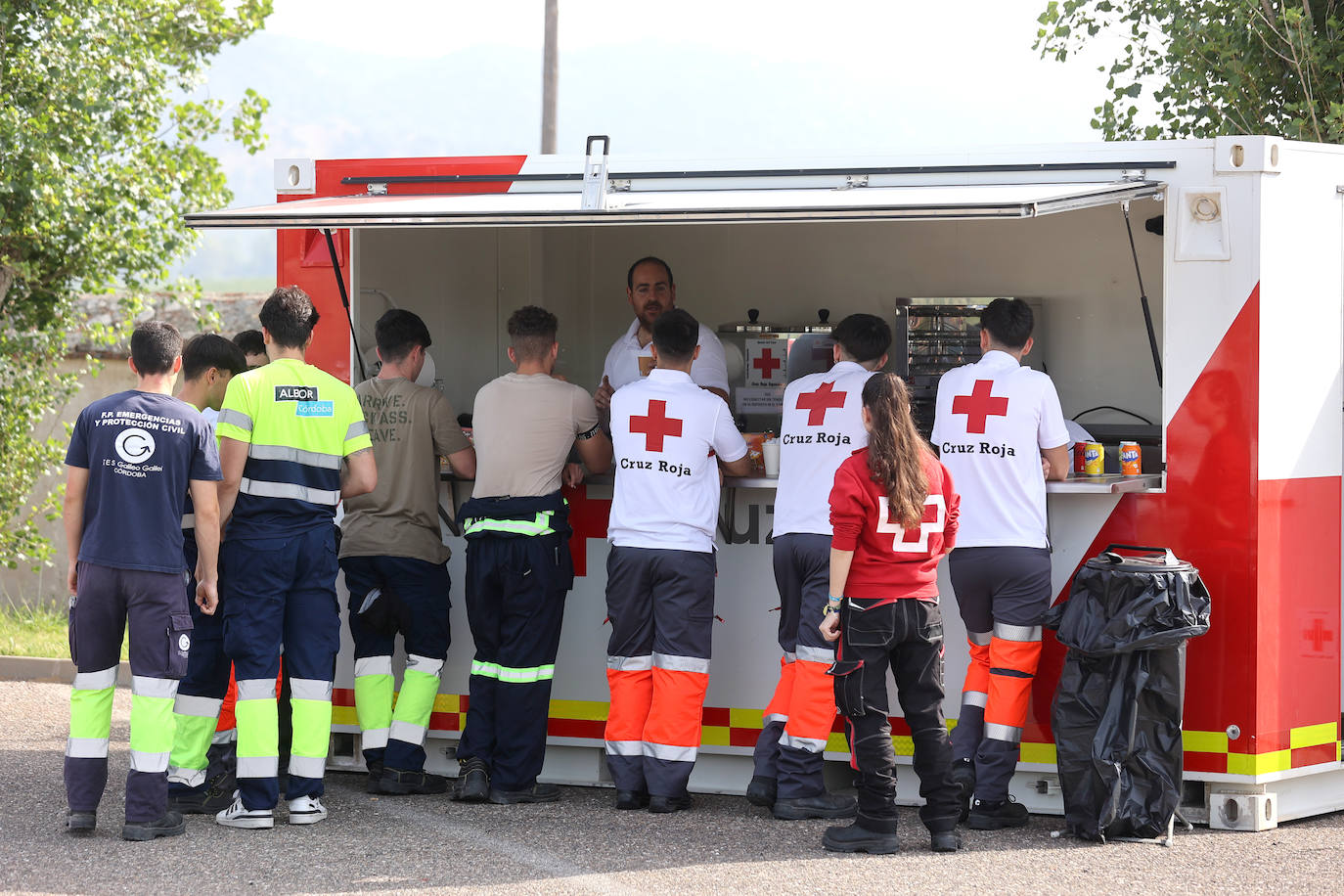 Fotos: así se dirige la lucha contra un incendio forestal en Córdoba