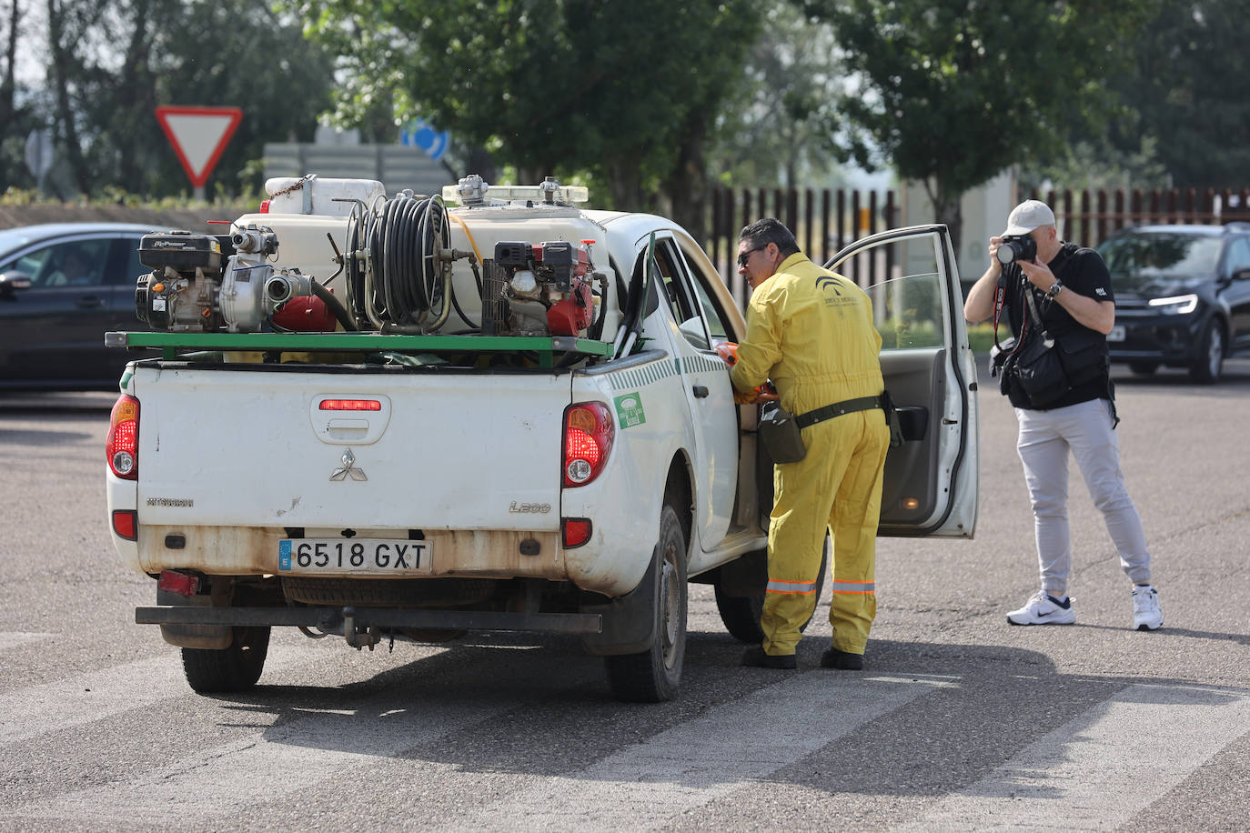 Fotos: así se dirige la lucha contra un incendio forestal en Córdoba