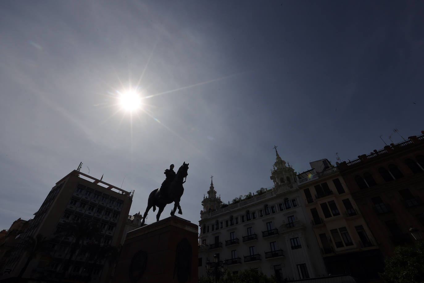 Fotos: la nueva plaza de Las Tendillas, al detalle tras cumplir 25 años