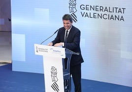 El plan «Simplifica» del Gobierno valenciano para eliminar la «losa burocrática» de empresas y ciudadanos