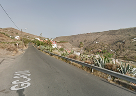 Un hombre de 75 años se despeña con su coche por un barranco en Gran Canaria