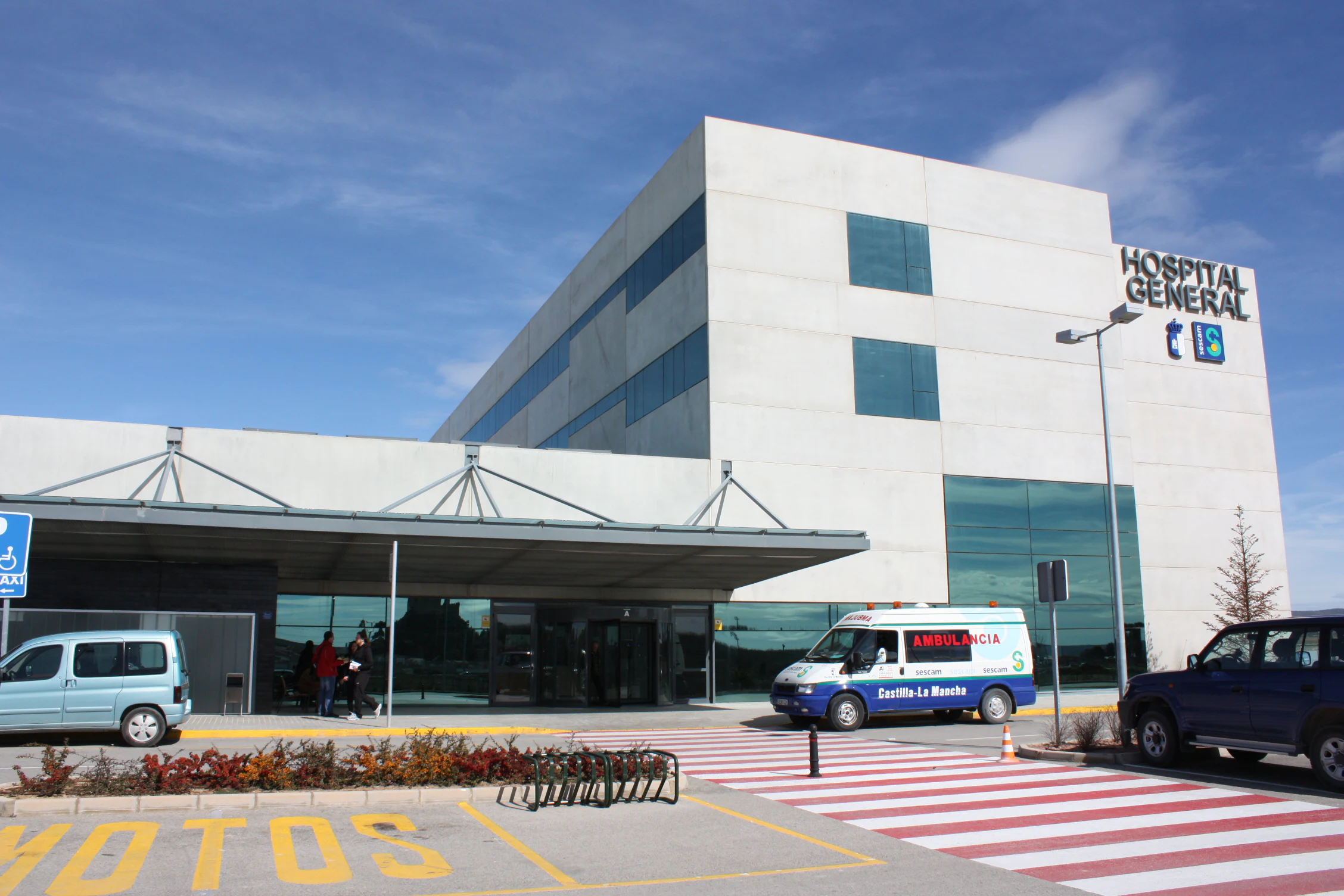 Alerta por el cierre de la Unidad de Críticos y Cuidados Especiales en el Hospital Comarcal de Almansa