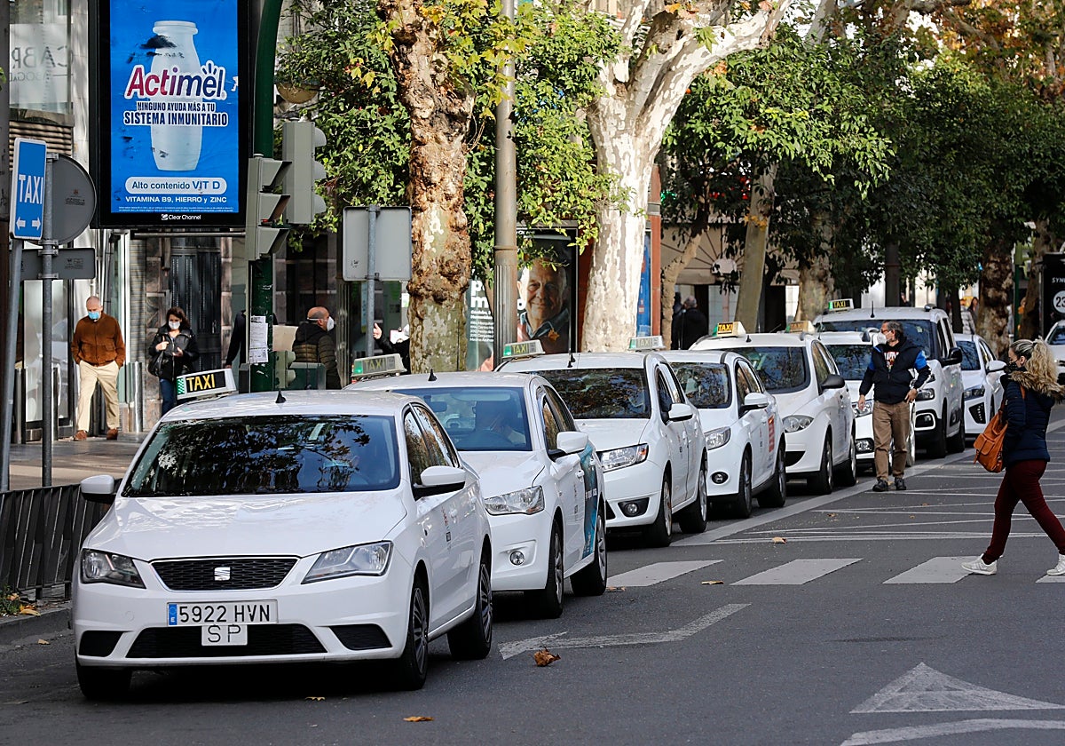 Parada de taxis de Gran Capitán