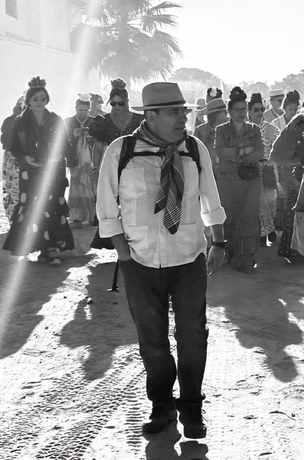 Estampas de la hermandad de Coria del Río en su segundo día de camino hacia El Rocío