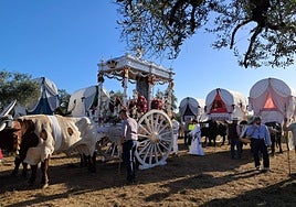 Segundo día de camino de la Hermandad del Rocío de Coria del Río en 2024, en imágenes