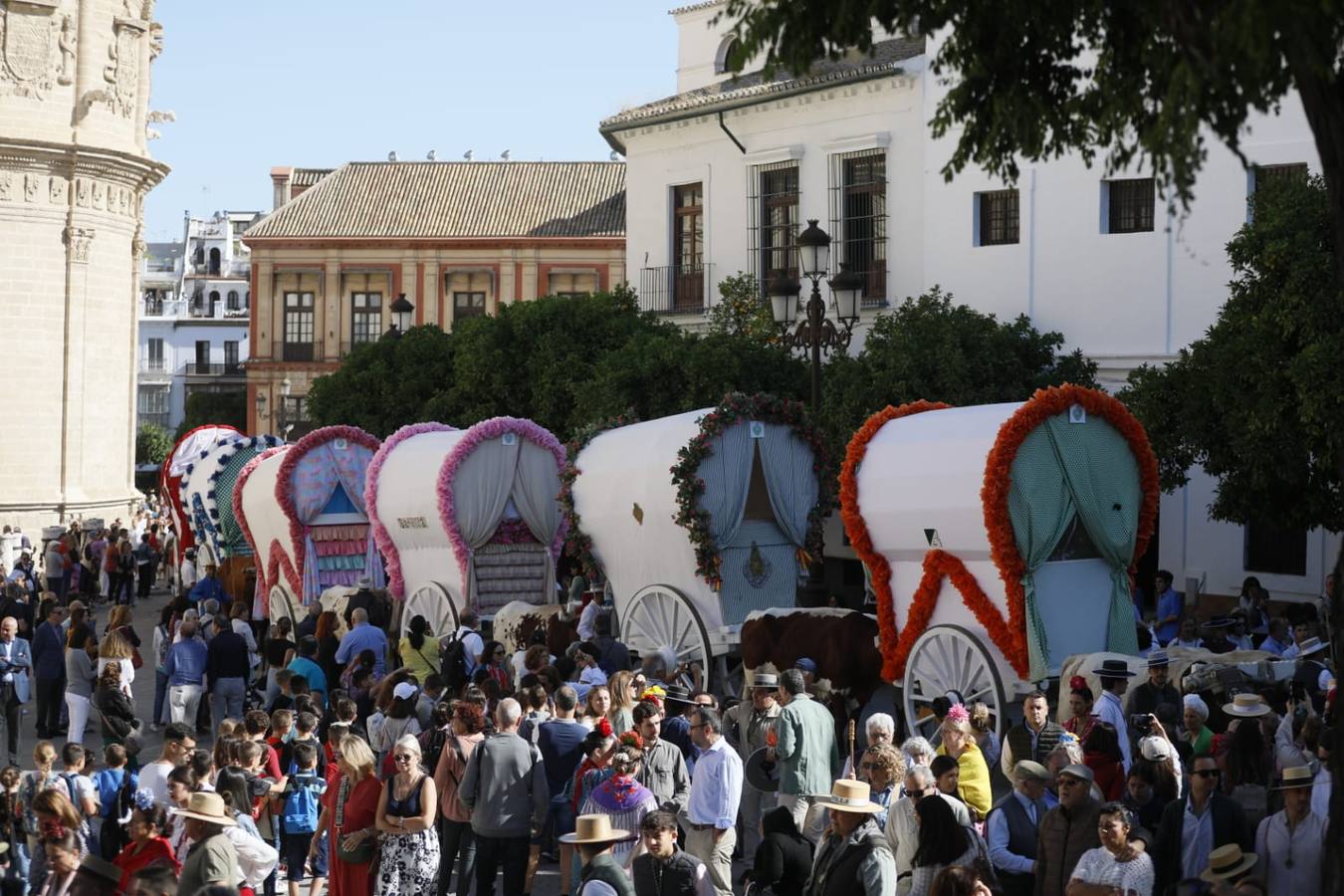 Salida de la Hermandad de Sevilla-El Salvador en su peregrinación a la Aldea del Rocío