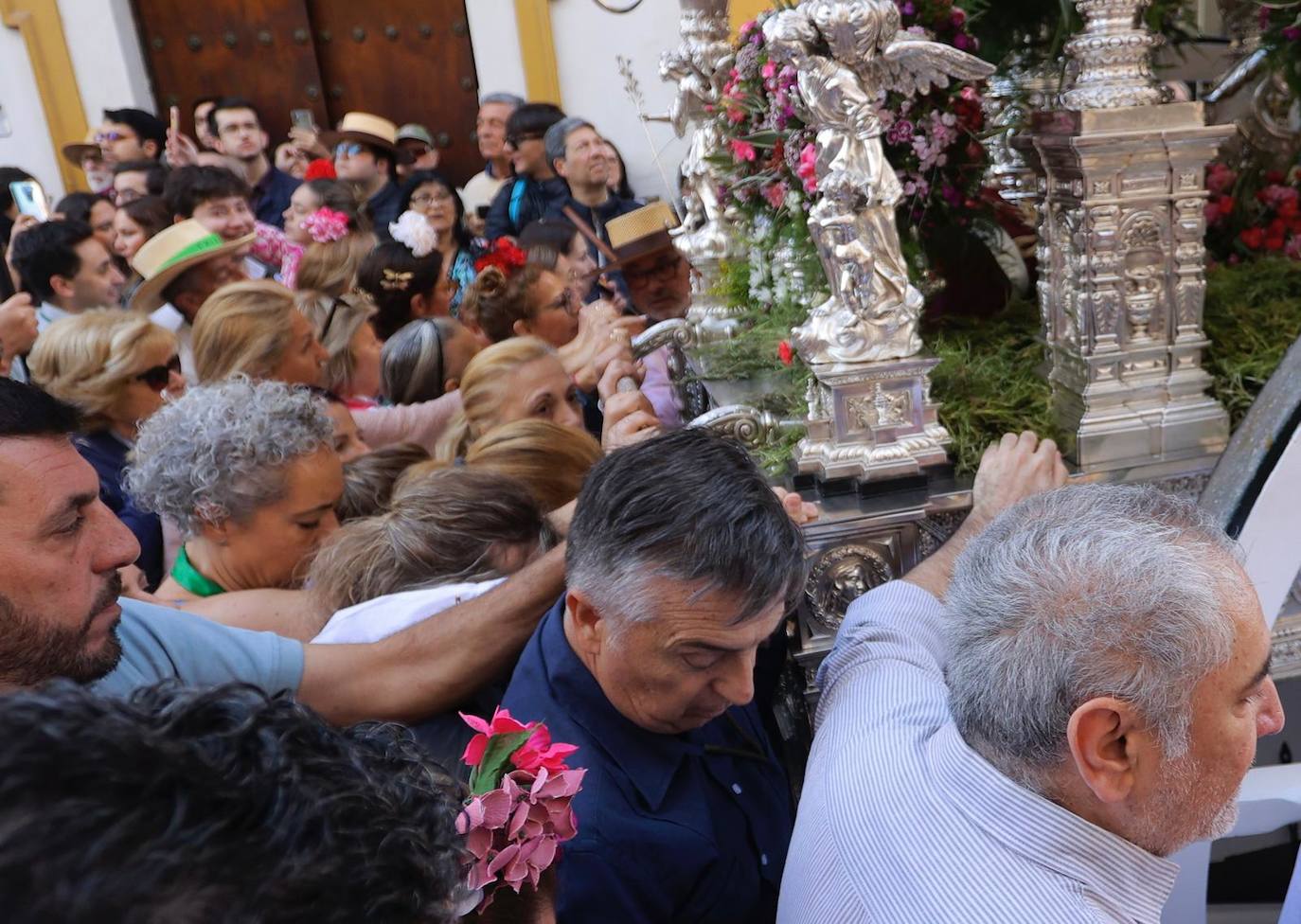 La Hermandad del Rocío de Triana inicia hoy miércoles su peregrinación a la aldea