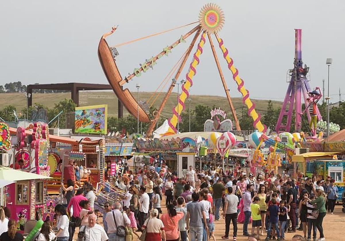 Estas son las horas sin ruido en la calle del Infierno en la Feria de Córdoba 2024