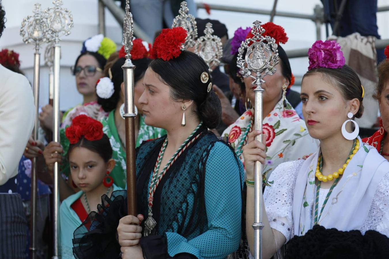 Preparativos de la hermandad Matriz de Almonte para las presentaciones del sábado