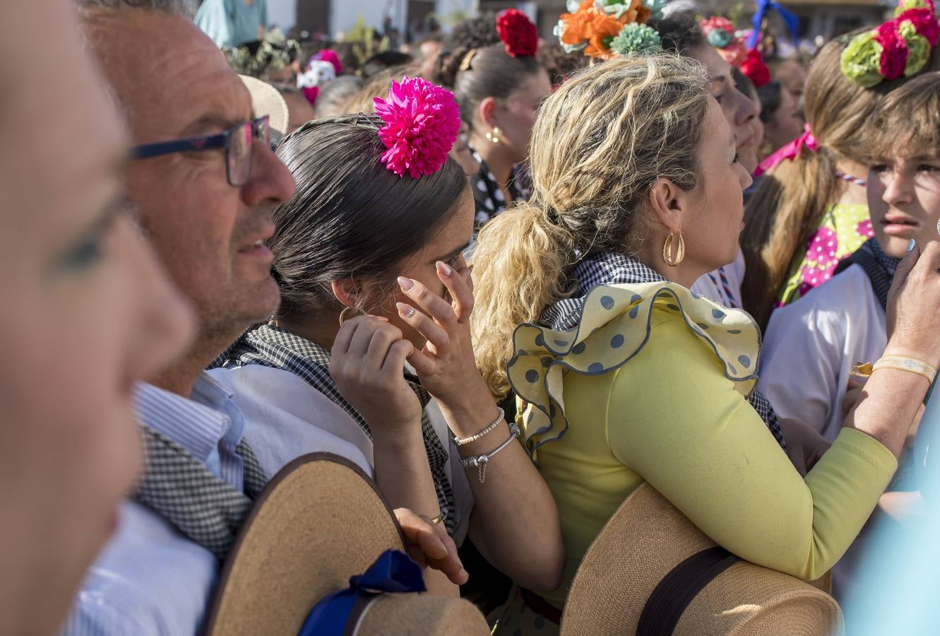 La presentación de las hermandades filiales ante la Blanca Paloma en el Rocío 2024