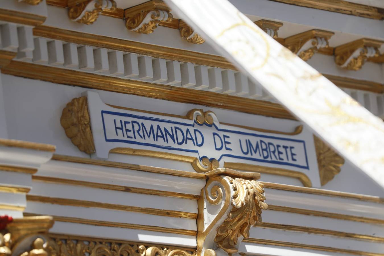 Presentación de la hermandad de Umbrete ante la Virgen del Rocío