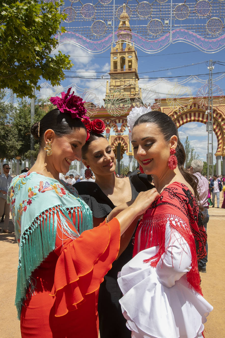 Fotos: El Arenal abarrotado en el primer sábado de la Feria de Córdoba