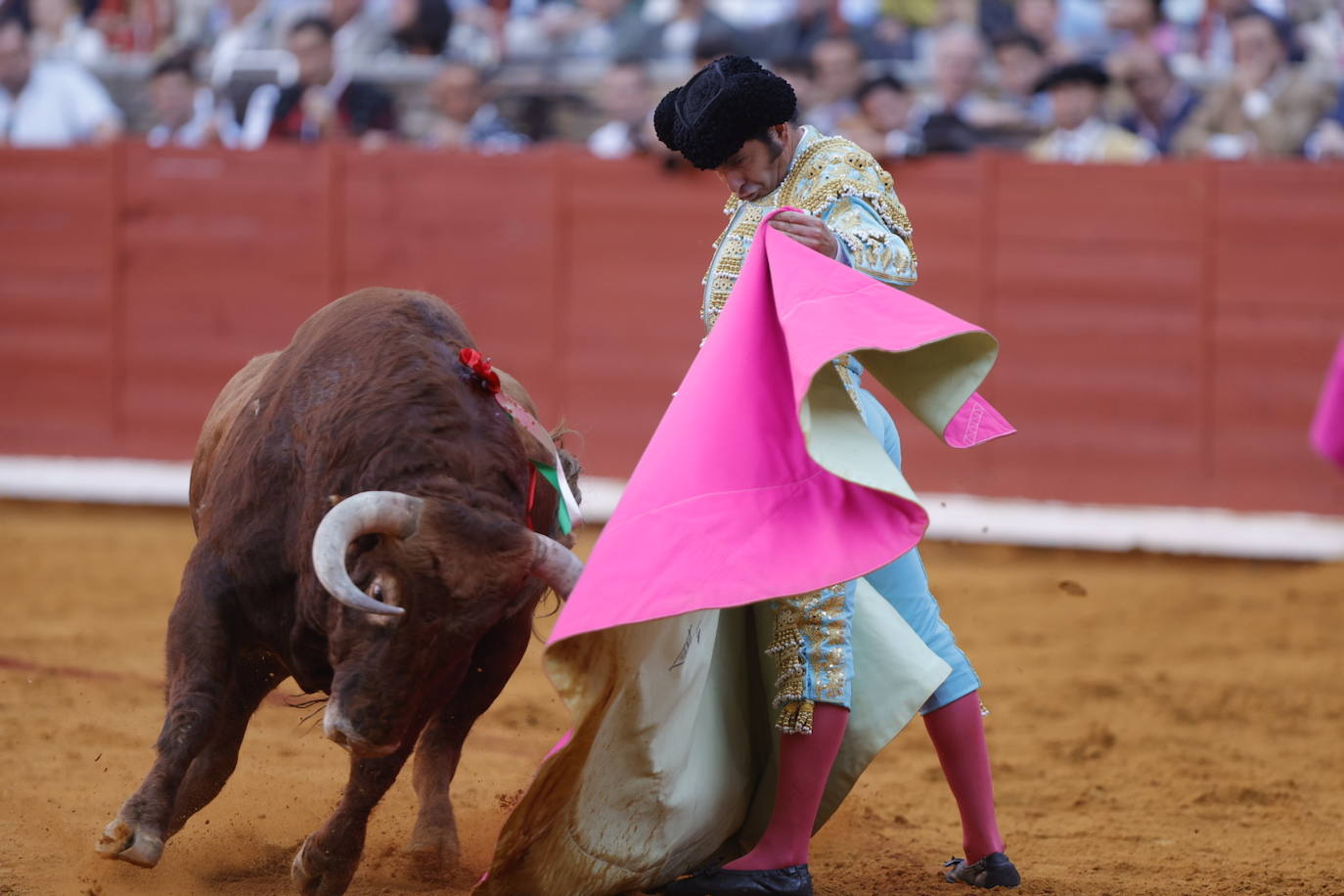 Fotos: los destellos de Ventura y Román en la primera corrida de Feria de Córdoba