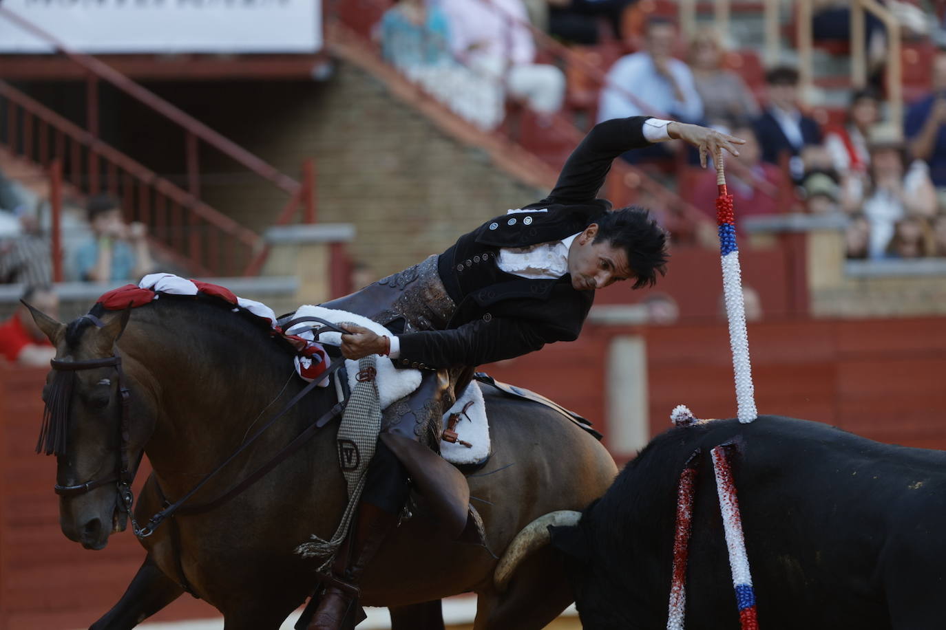 Fotos: los destellos de Ventura y Román en la primera corrida de Feria de Córdoba