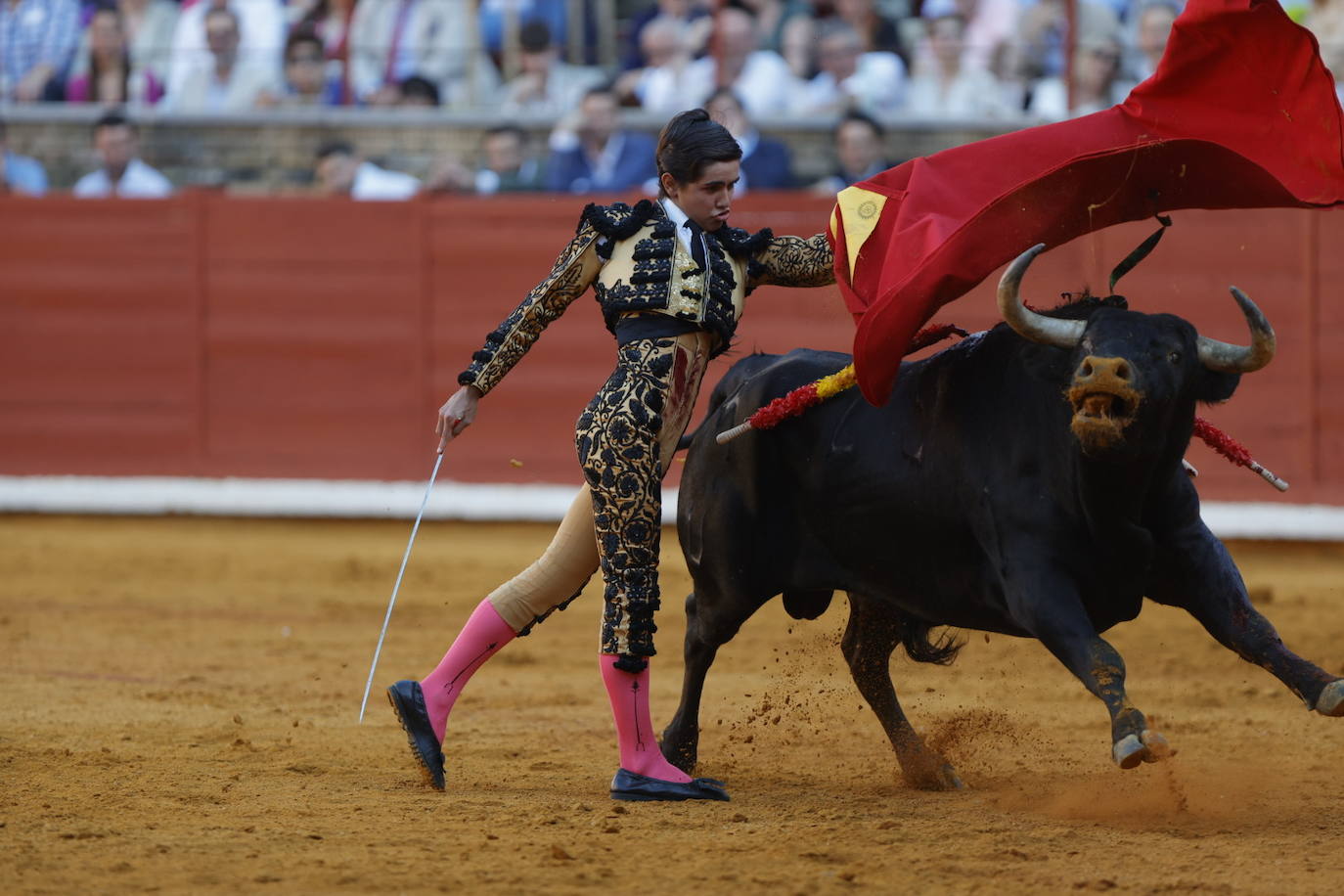 Fotos: los destellos de Ventura y Román en la primera corrida de Feria de Córdoba