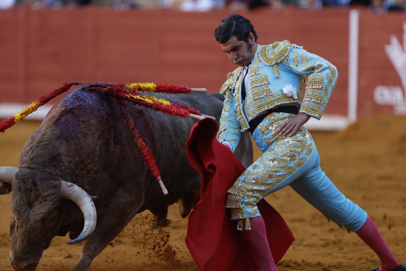 Fotos: los destellos de Ventura y Román en la primera corrida de Feria de Córdoba