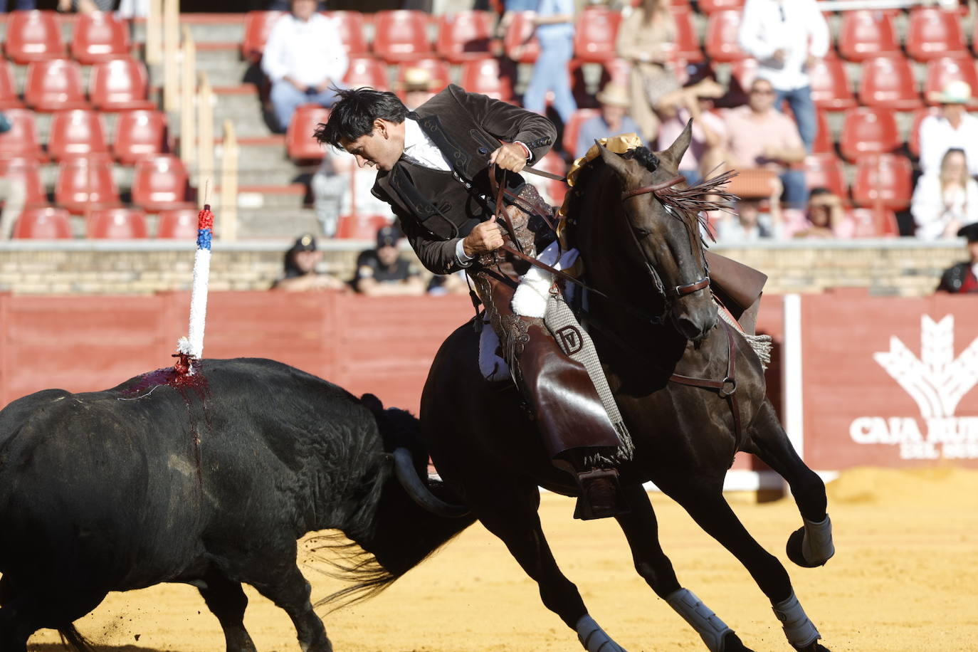Fotos: los destellos de Ventura y Román en la primera corrida de Feria de Córdoba
