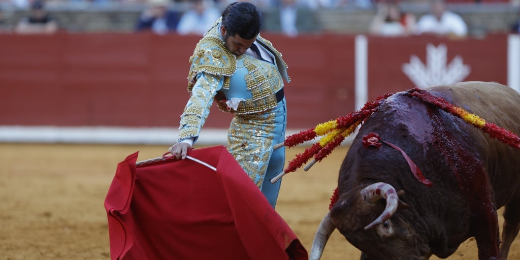 morante-toros-cordoba-U50675845231GaO-10
