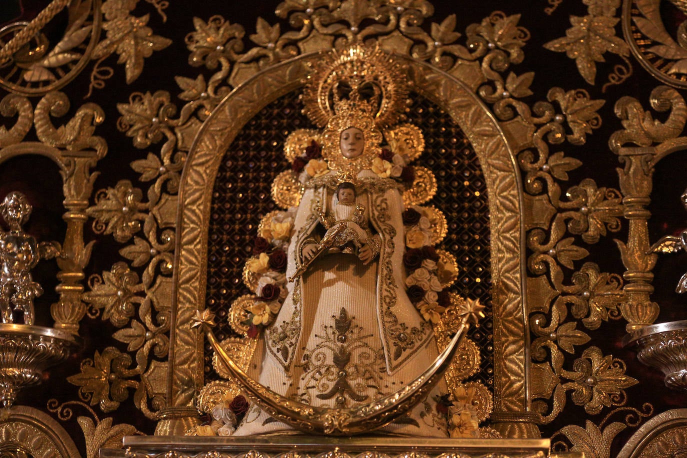 La procesión de la Virgen del Rocío 2024, en imágenes