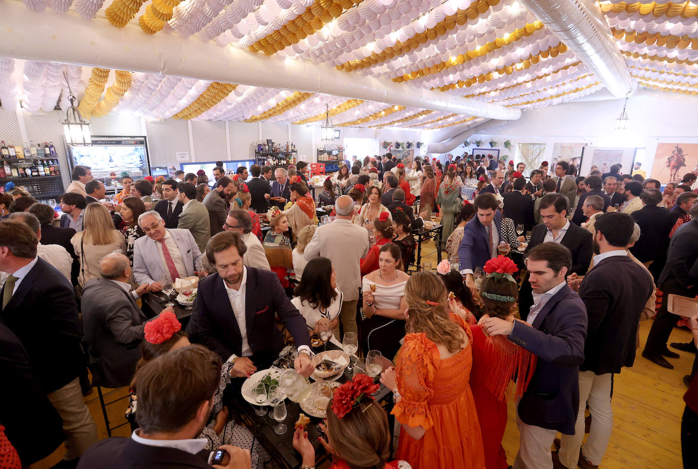 Fotos: La Feria celebra un lunes pletórico de almuerzos de empresa