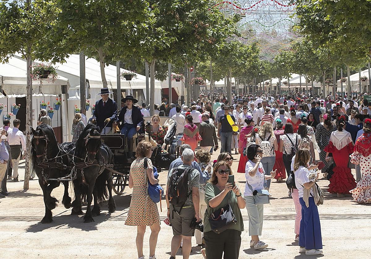 Imagen del concurrido ambiente el sábado en la Feria
