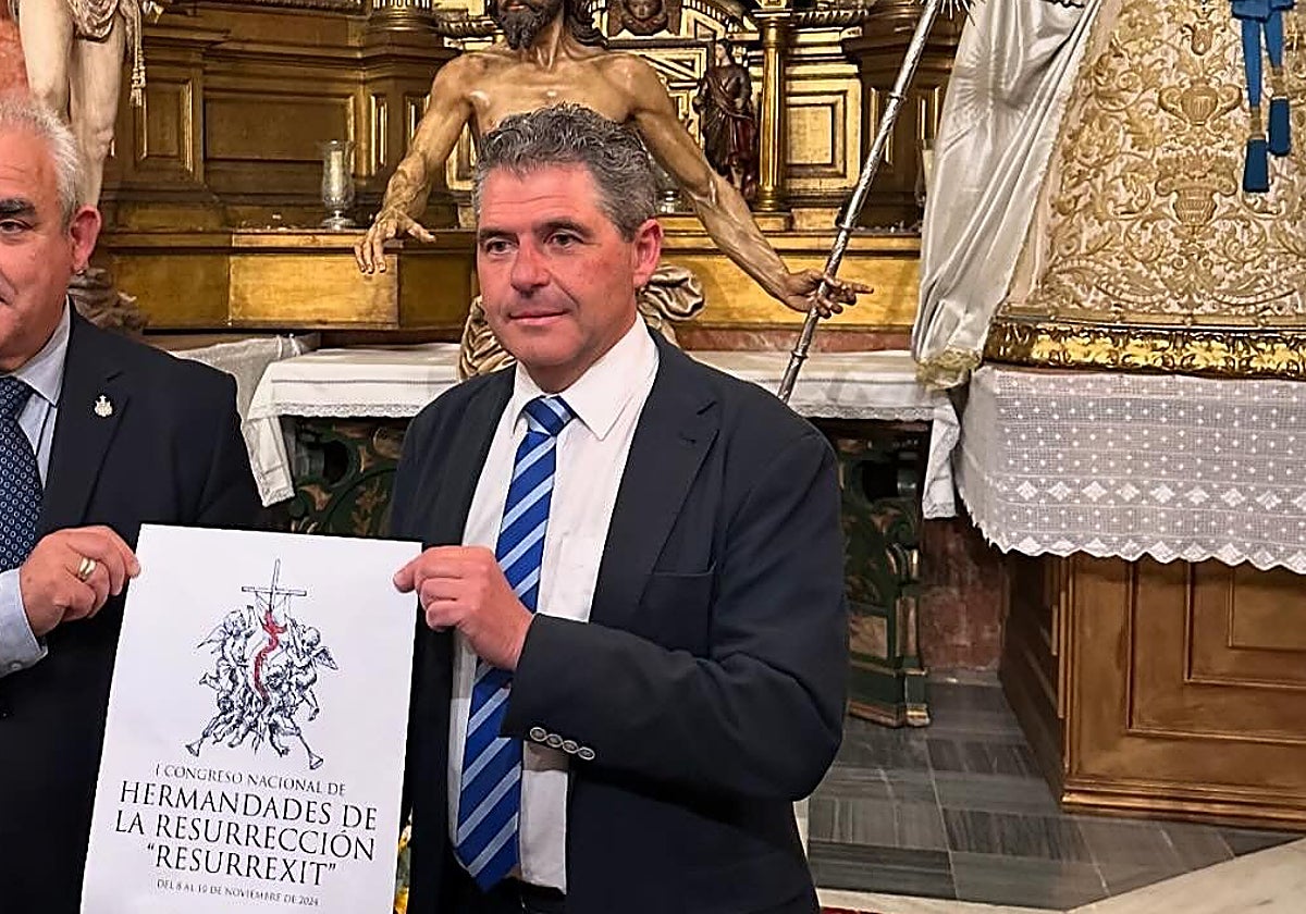 Manuel Murillo, en un acto reciente de la hermandad del Resucitado