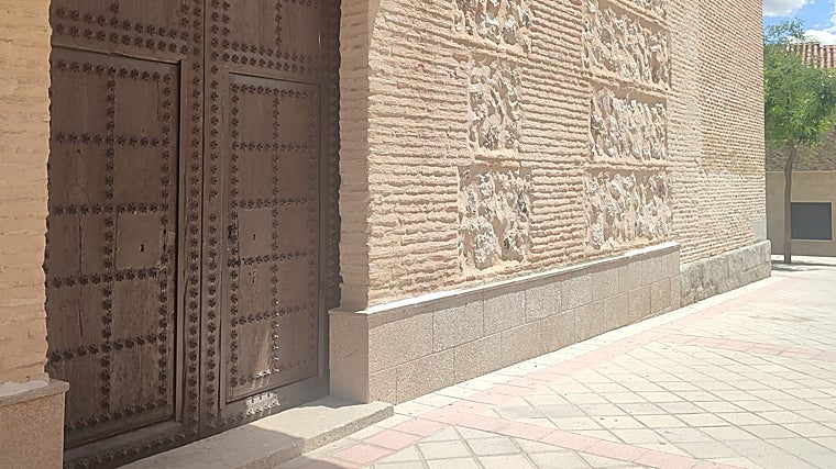 Las puertas por las que intentaron entrar en el templo