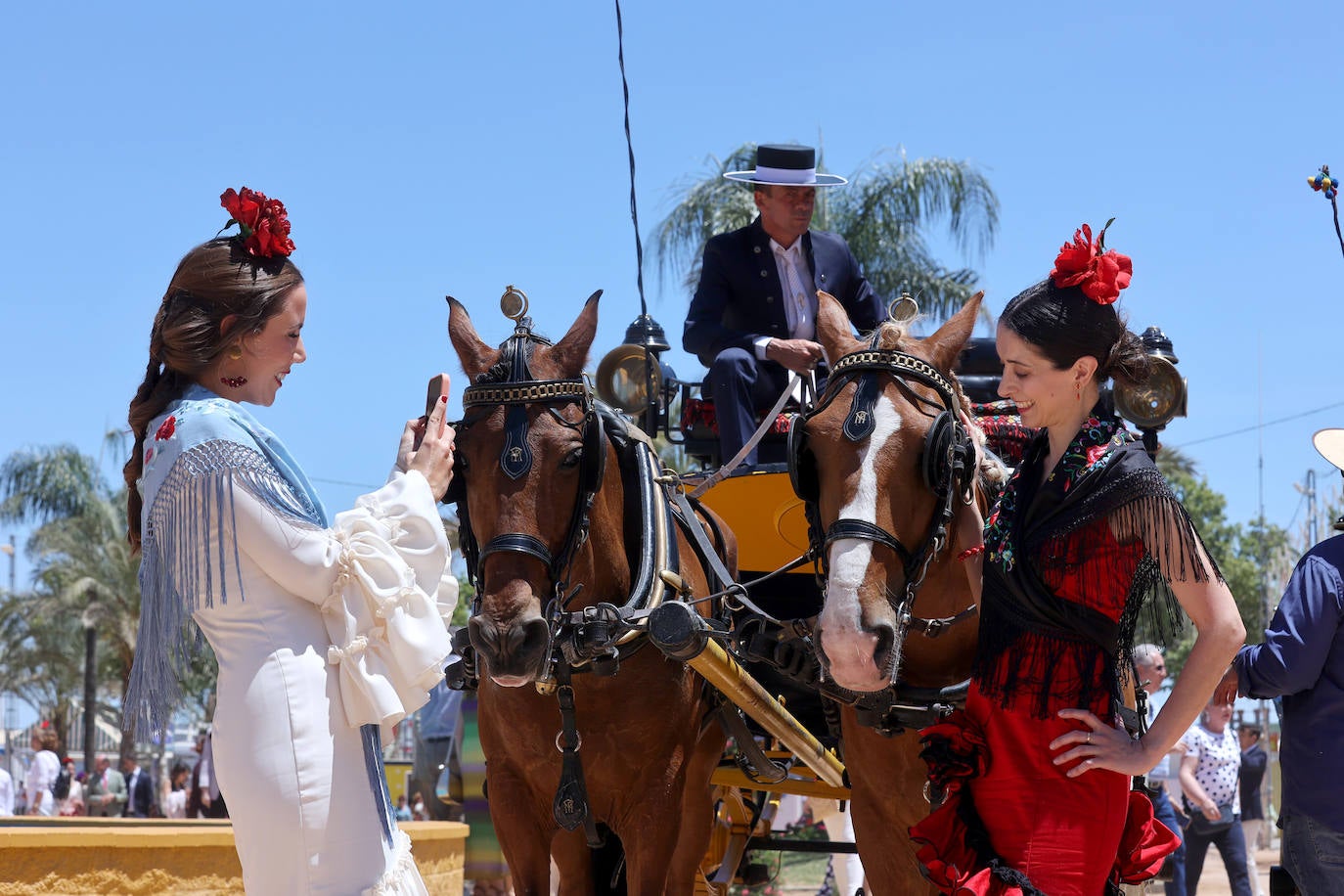 Fotos: ambiente de gala en el Arenal en el miércoles de la Feria de Córdoba